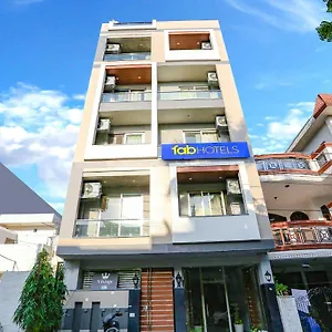 Fabhotel Vikings Hotel Gurgaon