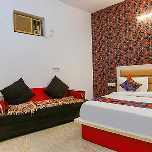 Fabexpress Gross Plaza Hotel New Delhi