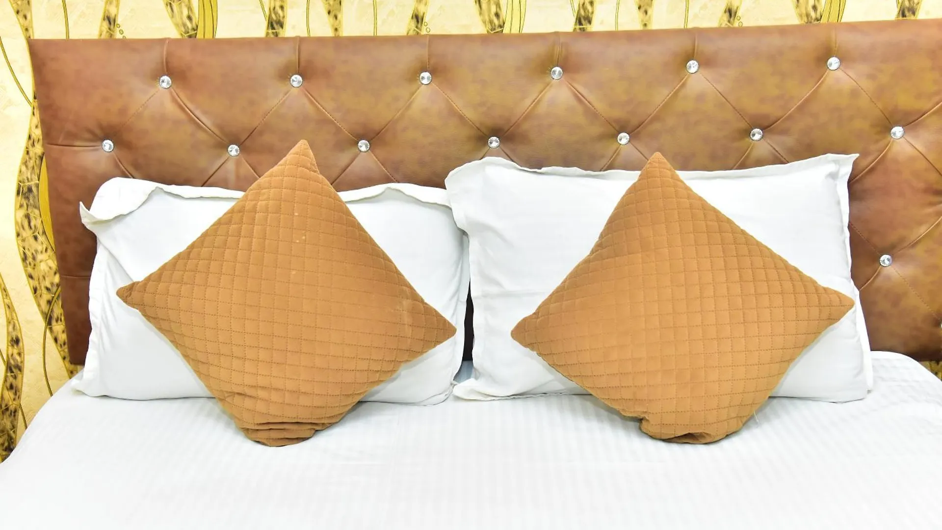 Hotel Meadows Inn Mysore