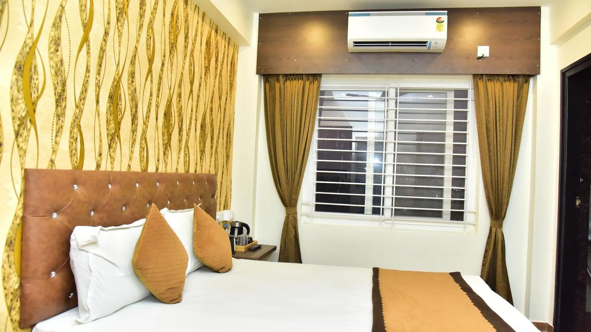 Meadows Inn Mysore Hotel